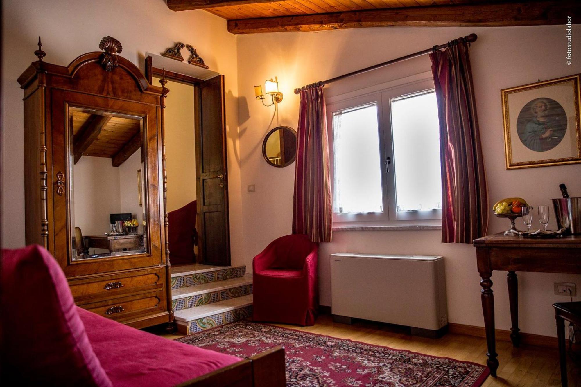 Corte Cristina & Suites Quartucciu Extérieur photo