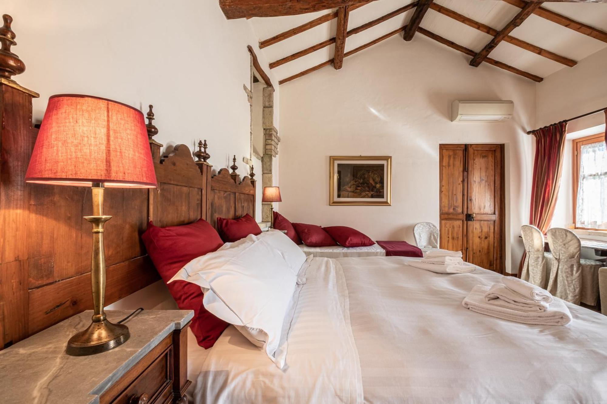 Corte Cristina & Suites Quartucciu Extérieur photo